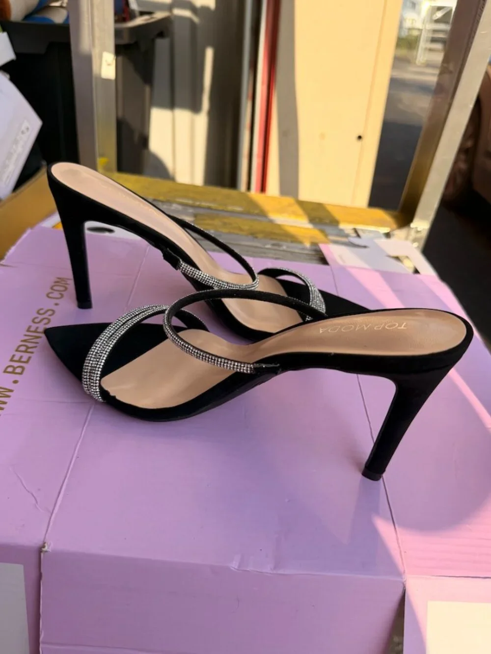 Top Moda Black Rhinestone Strappy Pointed Toe Heeled Mules Size 8